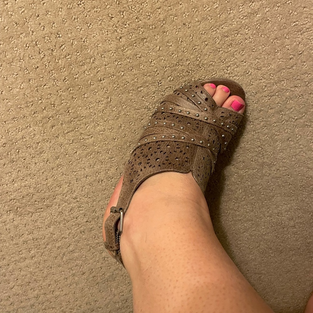 Not Rated Wedges Size 7.5